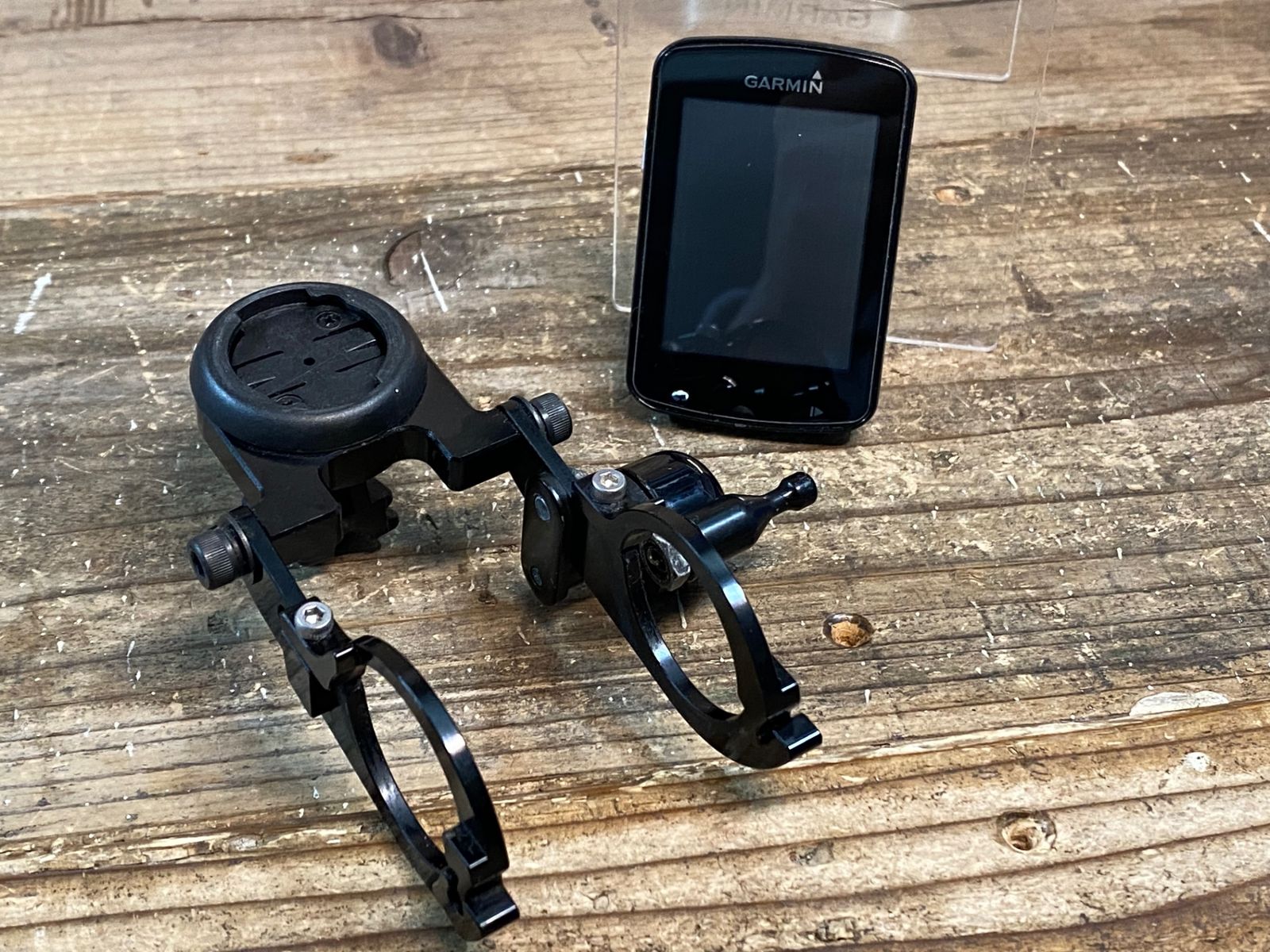 未開封未使用 SATSUKI ロイヤルシルクエッセンスクリーム 35g 