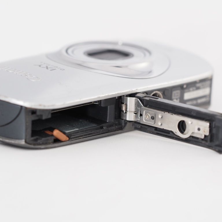 Canon 購入 デジタルカメラ IXY DIGITAL (イクシ) 510 IS シルバー