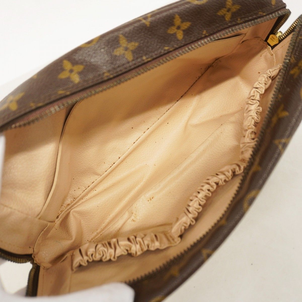 トゥルーストワレット28 M47522