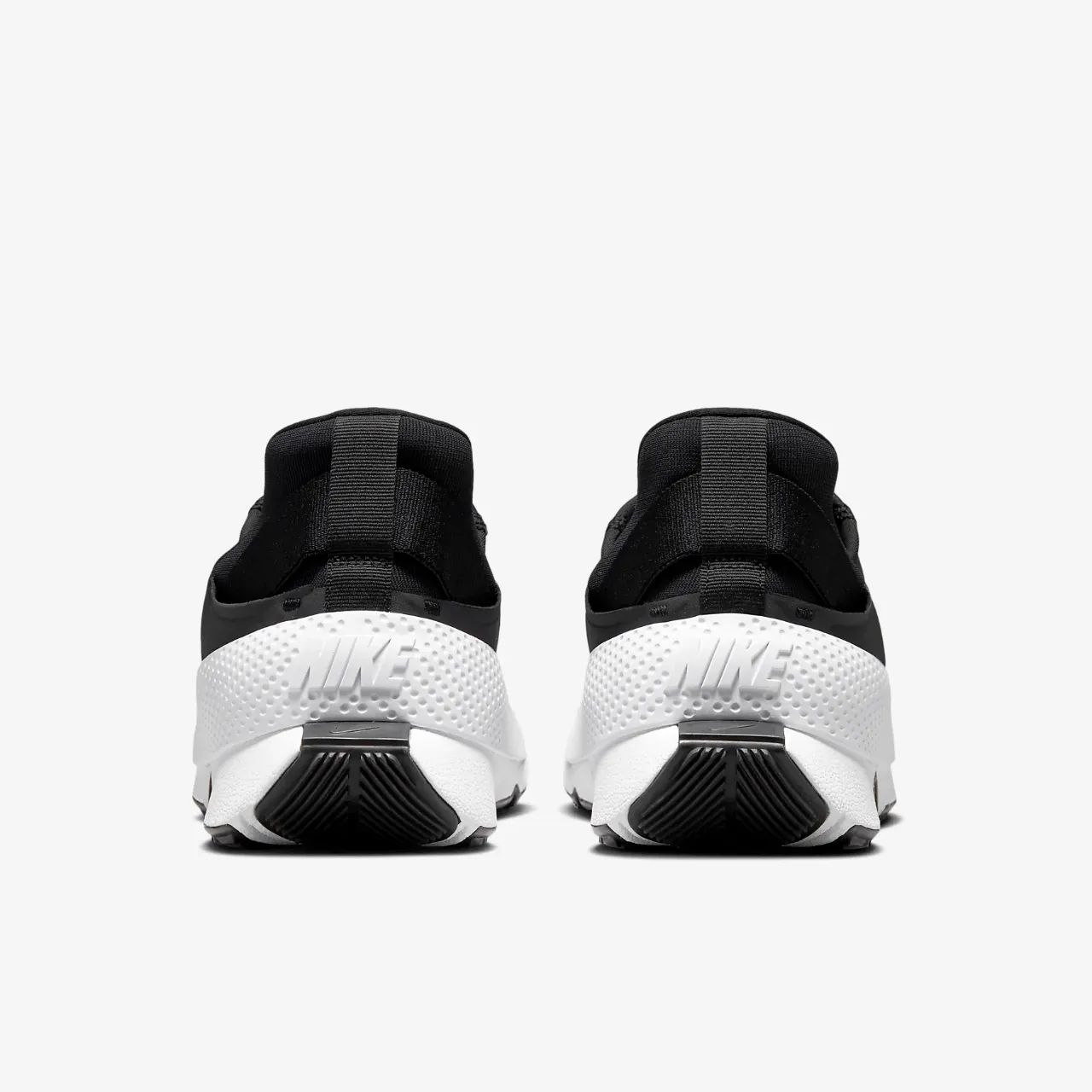 新品タグなしNIKEゴー フライイーズ26.5cm ☆ナイキ☆ゴー フライイーズ☆完売間近☆追跡付☆ブラック