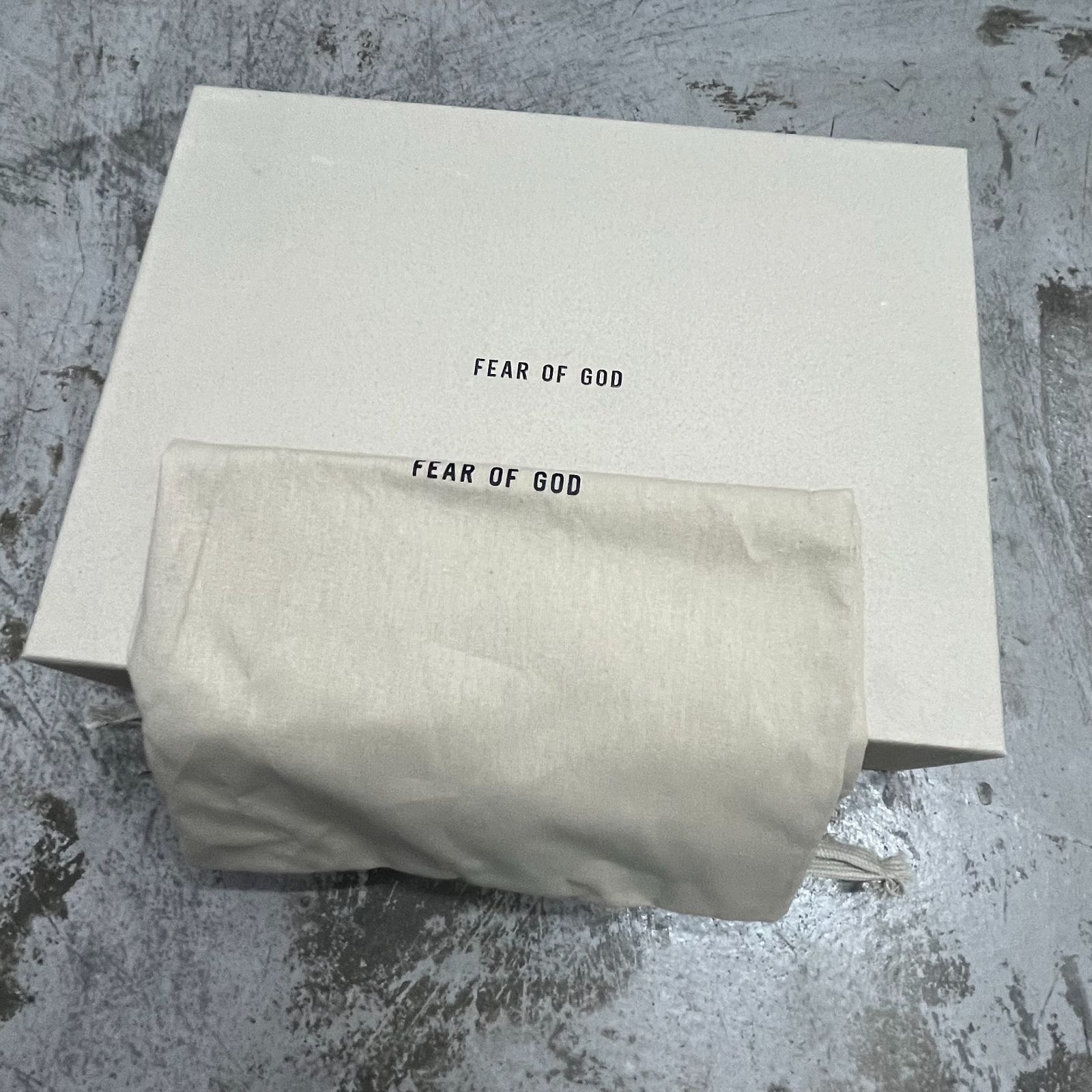 未使用品 FEAR OF GOD バックレス スリッポン サンダル クリーム 1/28発売｜FEAR OF GOD × Birkenstock Los Feliz collection