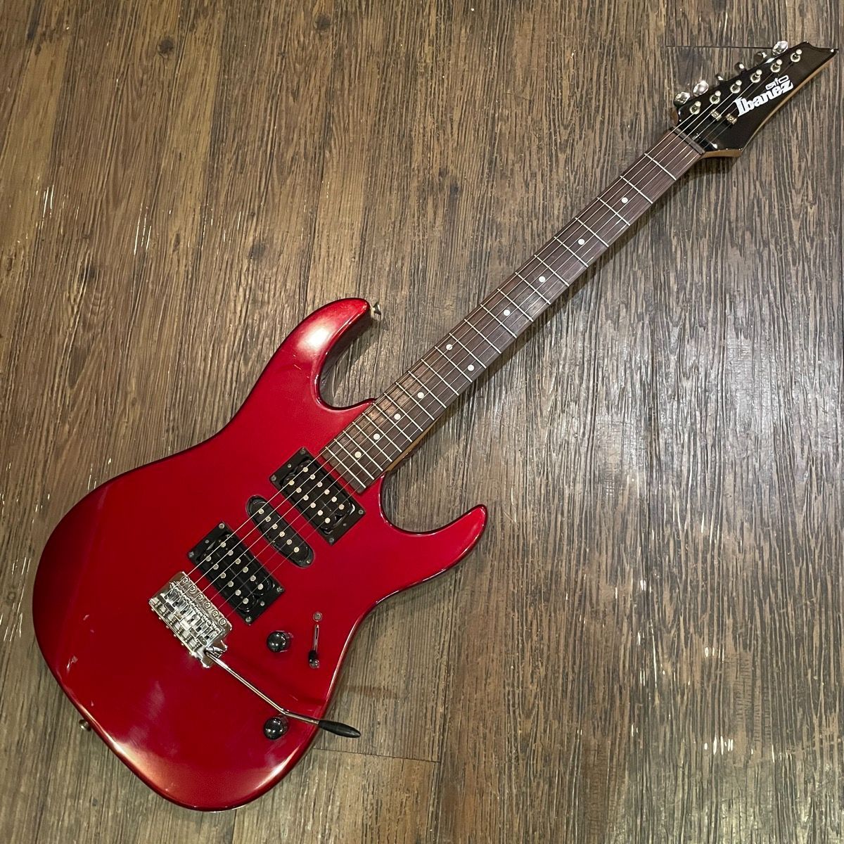 美品 Ibanez Gio GRX70 エレキ ギター レッド アイバニーズ Ibanez GRX70 GIO アイバニーズ ibanez エレキギター 赤