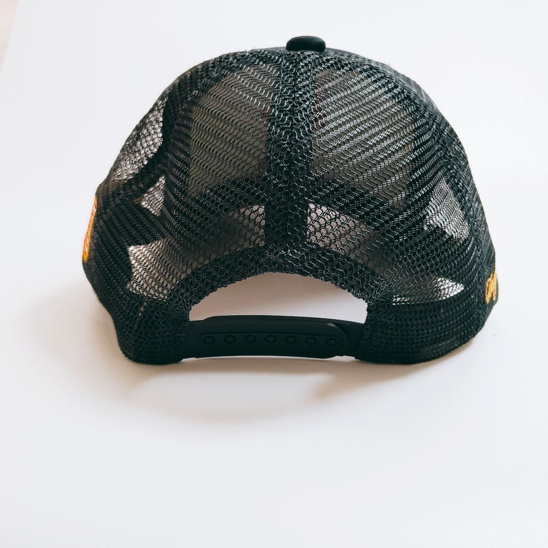 新品未使用・日本未発売】UNIFORM STUDIOS キャップ 反転LAロゴ