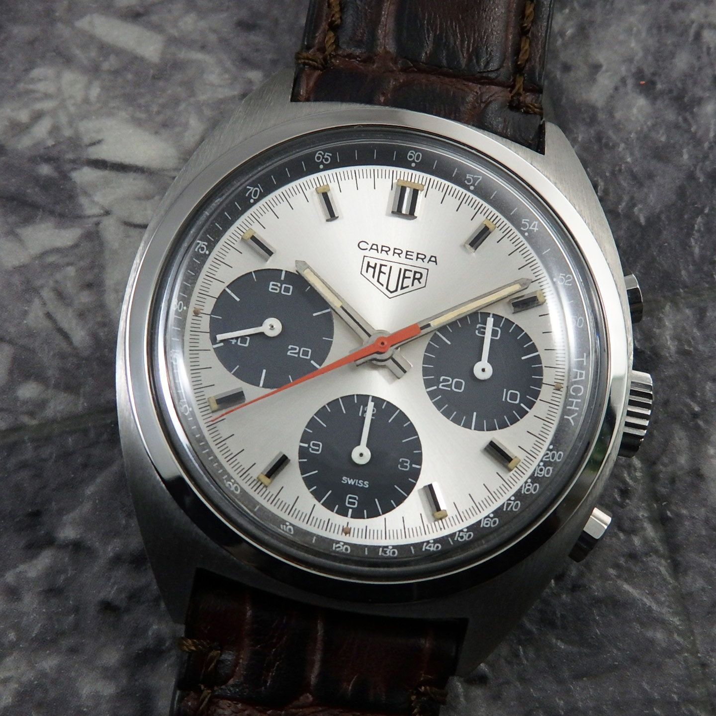 ホイヤー カレラ ヴィンテージ 三つ目 手巻き クロノグラフ Ref.73653 アンティーク TAG HEUER CARRERA 1970年代 タグ ホイヤー - メルカリ