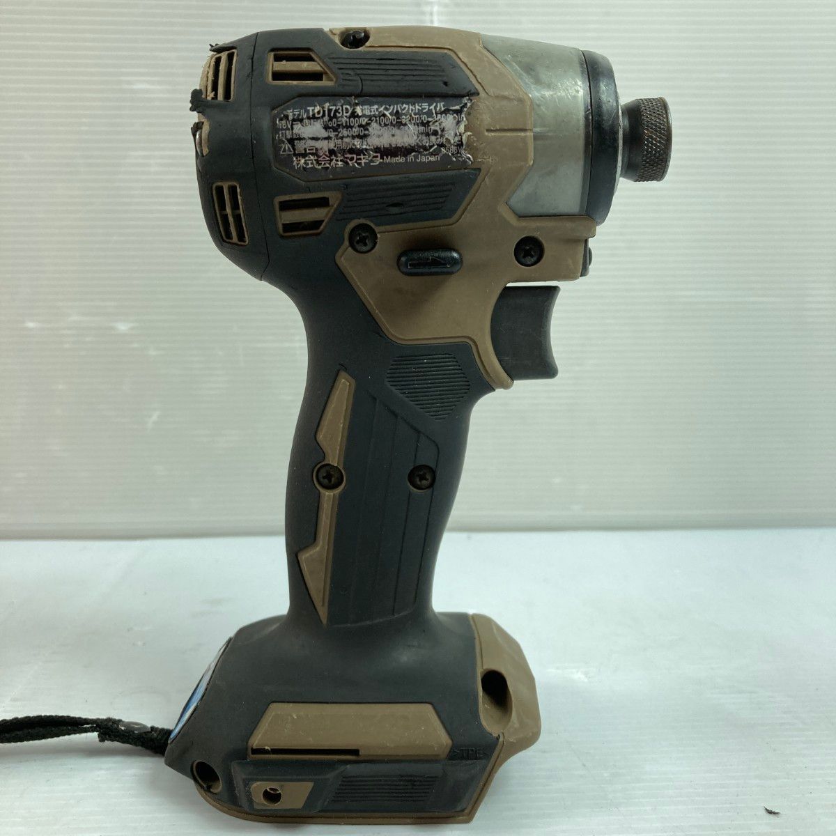 ＊＊MAKITA マキタ 18v 充電式インパクトドライバ― 色 TD173DGXAB ブラウン