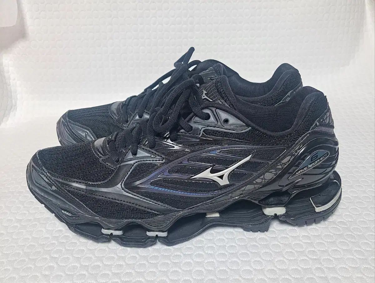 【雷市場（ポンジャン）商品韓国直送】mizuno(ミズノ) ウェーブ 公言 6 メンズ ランニングシューズ スニーカー 260 ー 265 黒
