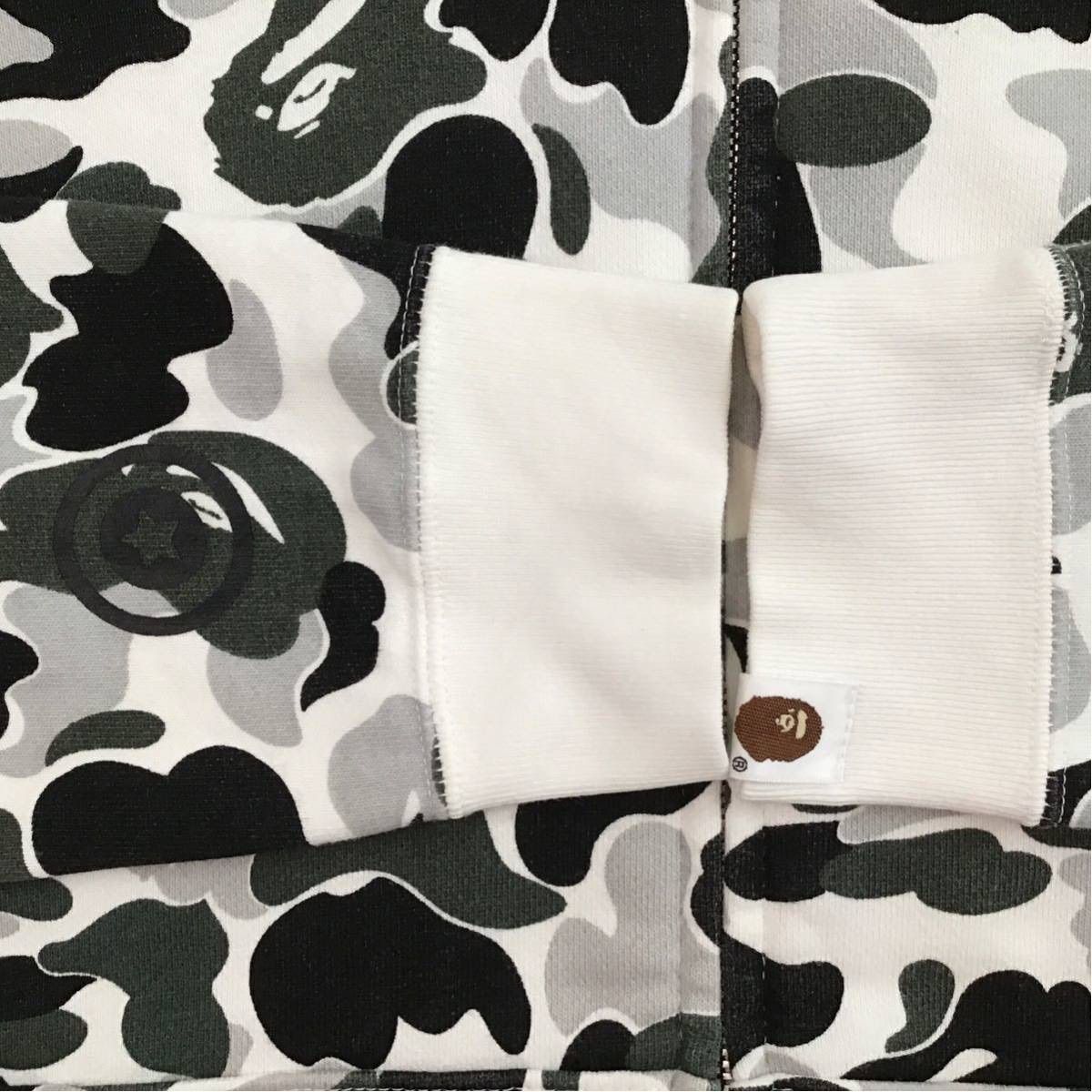 BAPE 京都限定 カラーカモ シャークパーカー - メルカリ