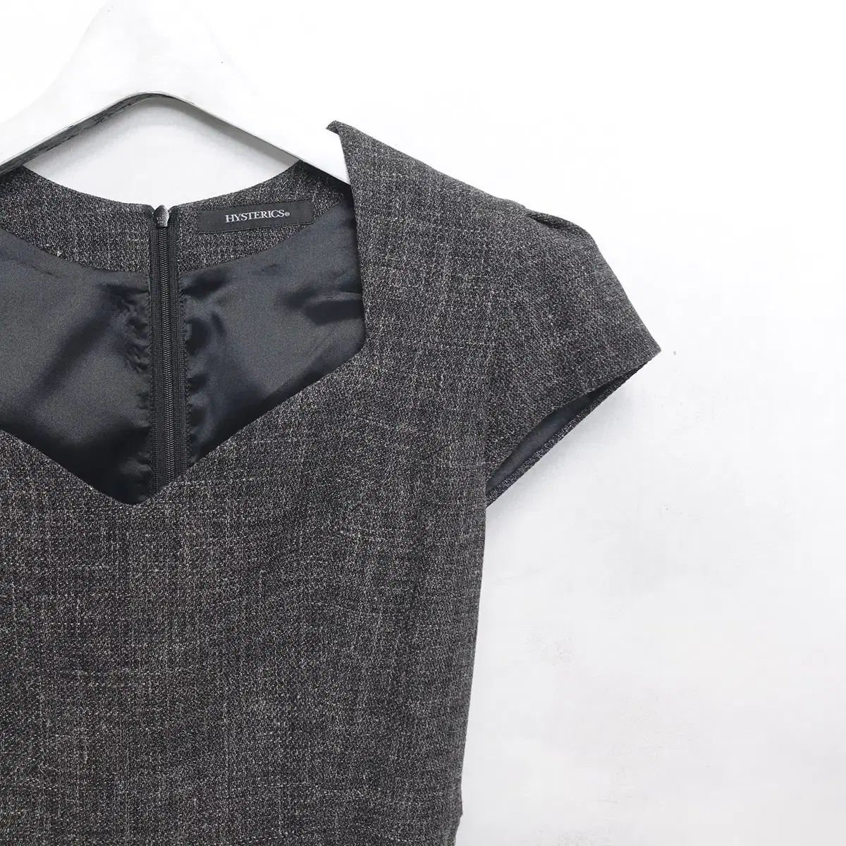 絶対にあなたの一番選択！ HYSTERICS by HYSTERICGLAMOUR HYSTERIC GLAMOUR ヒステリックグラマー ワンピース