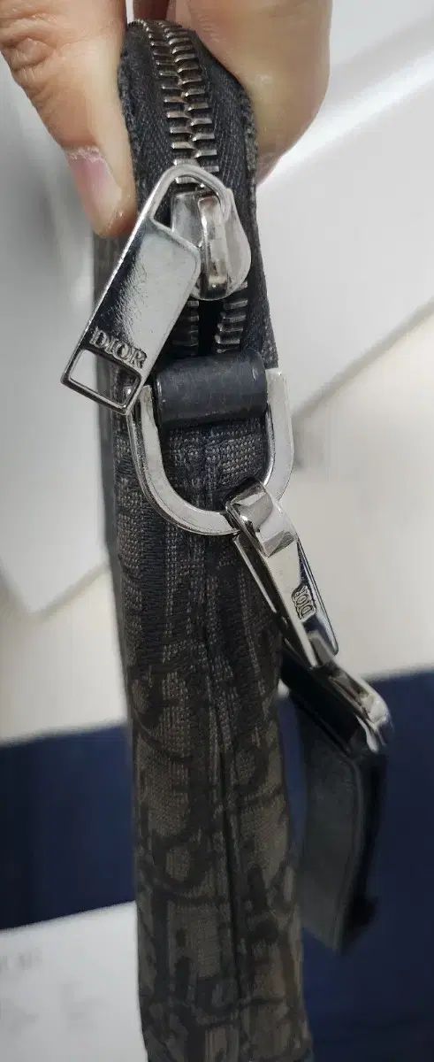 B*z様 FENDI クラッチバッグ バグ モンスター ゲンガー（FENDI 