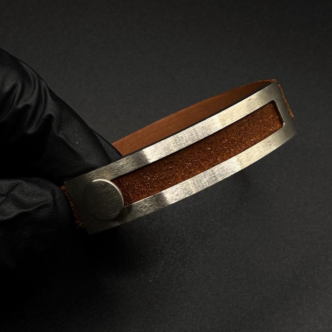 美品】HERMES プスプス レザー ブレスレット □G刻印 - メルカリ