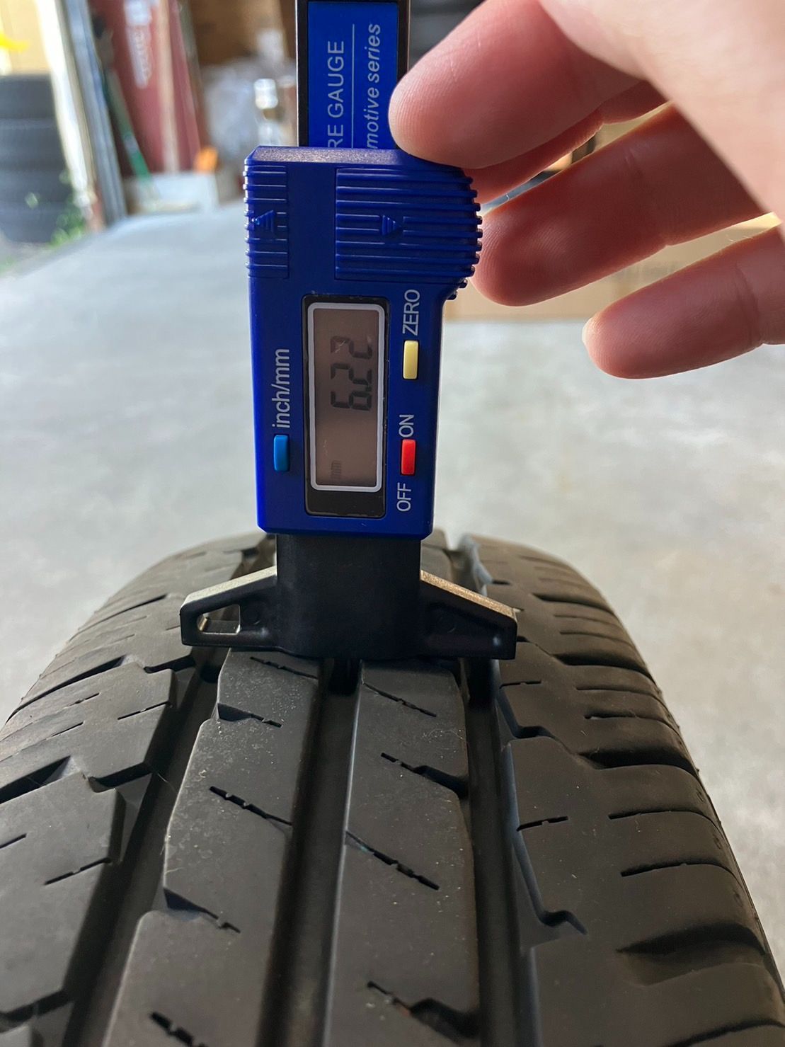送料込み！ 最終値下げ！ ハンコック 155/80R14LT 88/86N 4本セット 