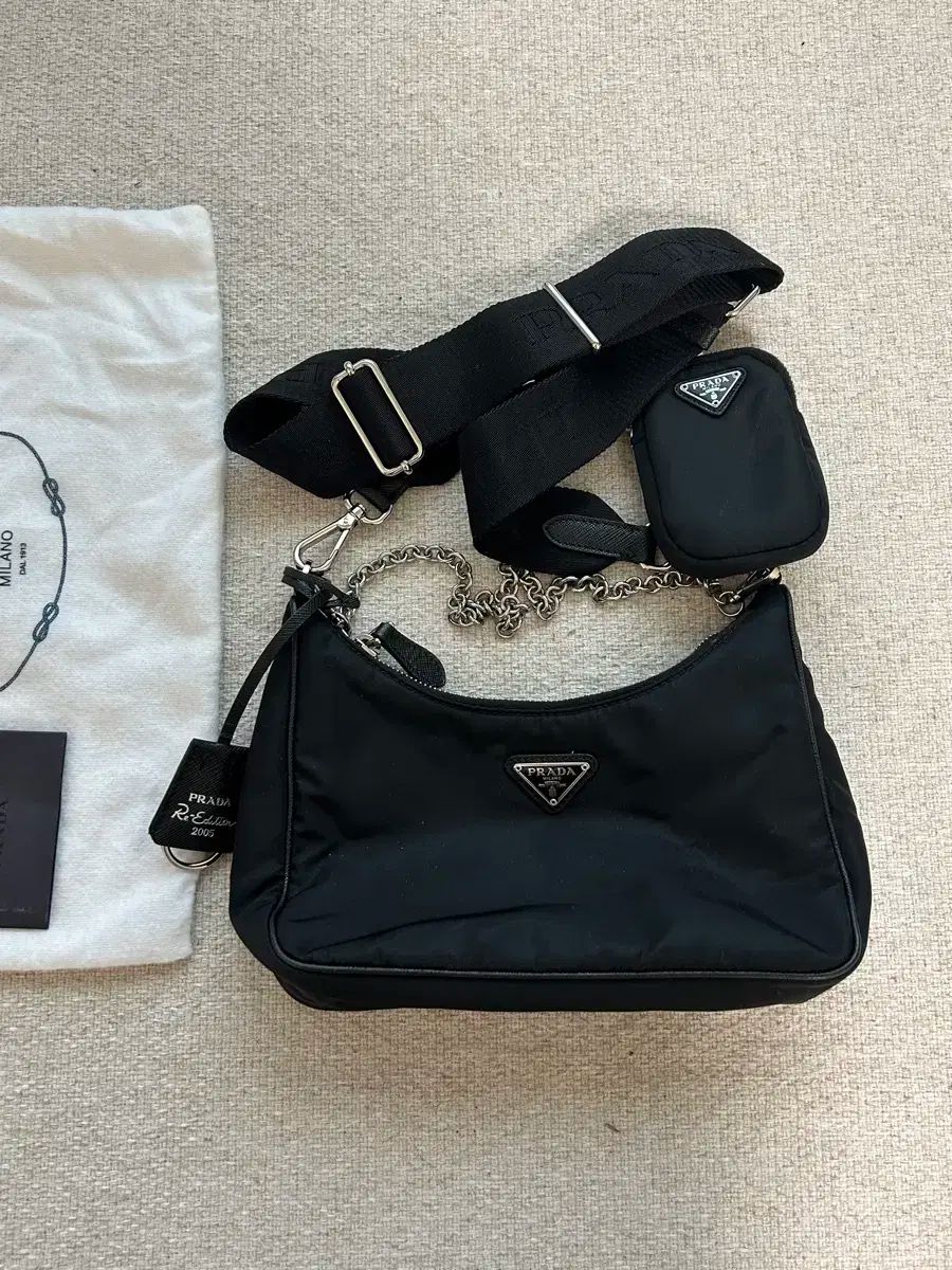 PRADA プラダ Re-Edition リエディション 2005 クロスバッグ