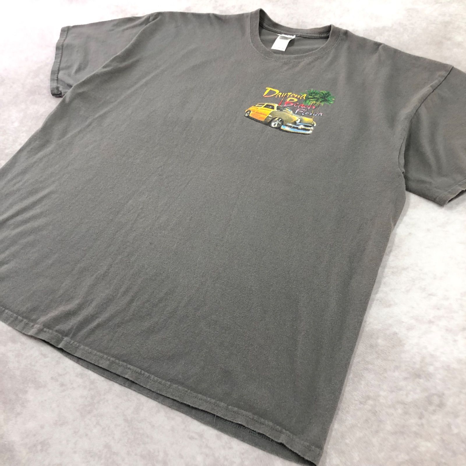 GILDAN ギルダン プリント 夕焼け ヤシの木 ビーチ 海 レトロ 旧車 クラシックカー Tシャツ 半袖 古着 USED Vintage ヴィンテージ アメカジ ビッグシルエット オーバーサイズ