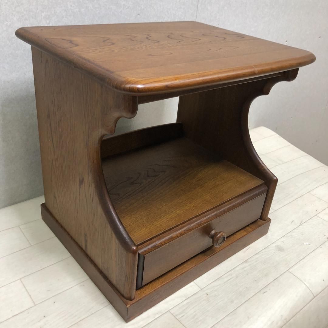 カリモク Karimoku 木製 ナイトテーブル サイドテーブル 引き出し付き 回転ローラー付 レトロ クラシック 家具 251016-10