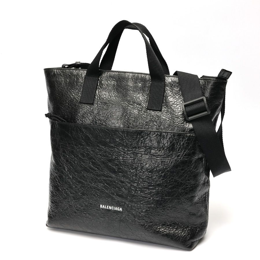 バレンシアガ / BALENCIAGA モナコ ロング コイン カードホルダー /カードケース 766575 アリーナラムスキン ブラック 【中古】  商品番号 S-159181 バレンシアガ / BALENCIAGA エクスプローラー トートバッグ / ショルダーバッグ 638804 レザー  ブラック 【中古】 商品 ...