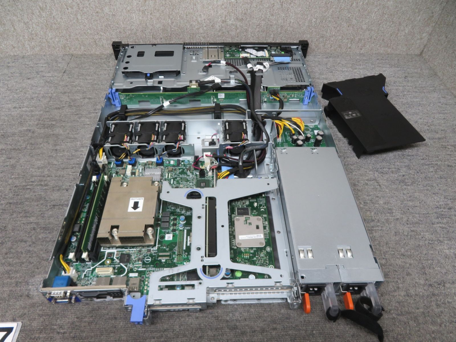 サーバー】◇DELL PowerEdge R330/高性能Xeon E3-1270 v5/高速