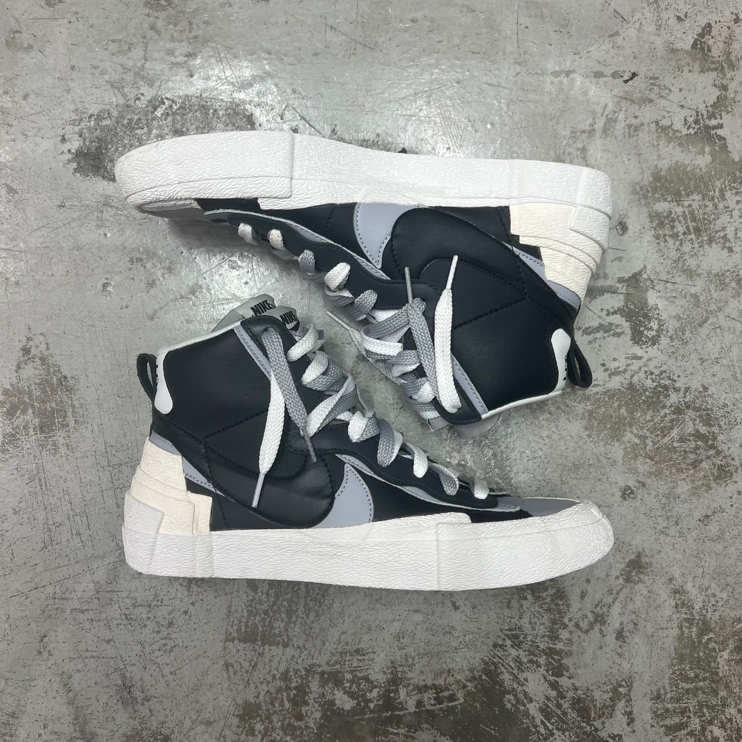 sacai NIKE BLAZER MID BLACK WOLF GREY BV0072-002 コラボ ブレザー 