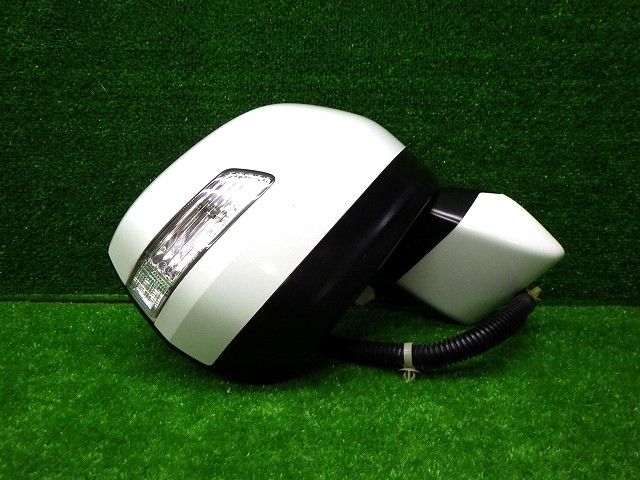 比較的綺麗 ホンダ RK1/2 ステップワゴン RK系 右ドアミラー カラーNH788P 8P 250108011