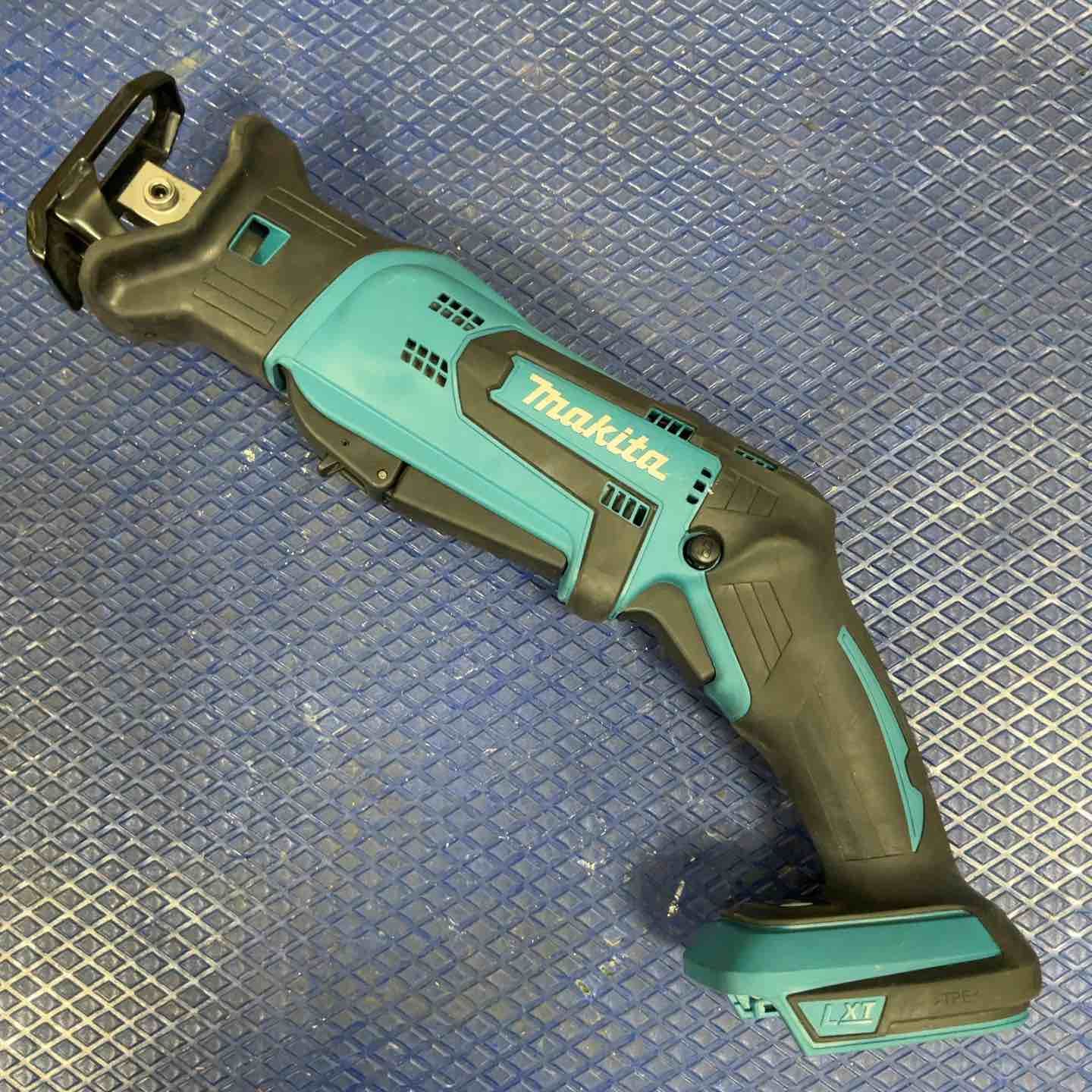 マキタ makita コードレスレシプロソー JR144DZ 草加店