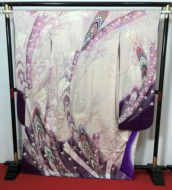 中古】Mサイズ 振袖 正絹 ピンク地に孔雀羽模様 - メルカリ