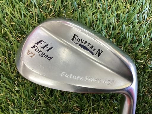 フォーティーン アールエムアルファ ウェッジ ニッケルクロムメッキ(パールサテン) RM-α ニッケルクロムメッキ(パールサテン) 52° フレッ 中古 Cランク