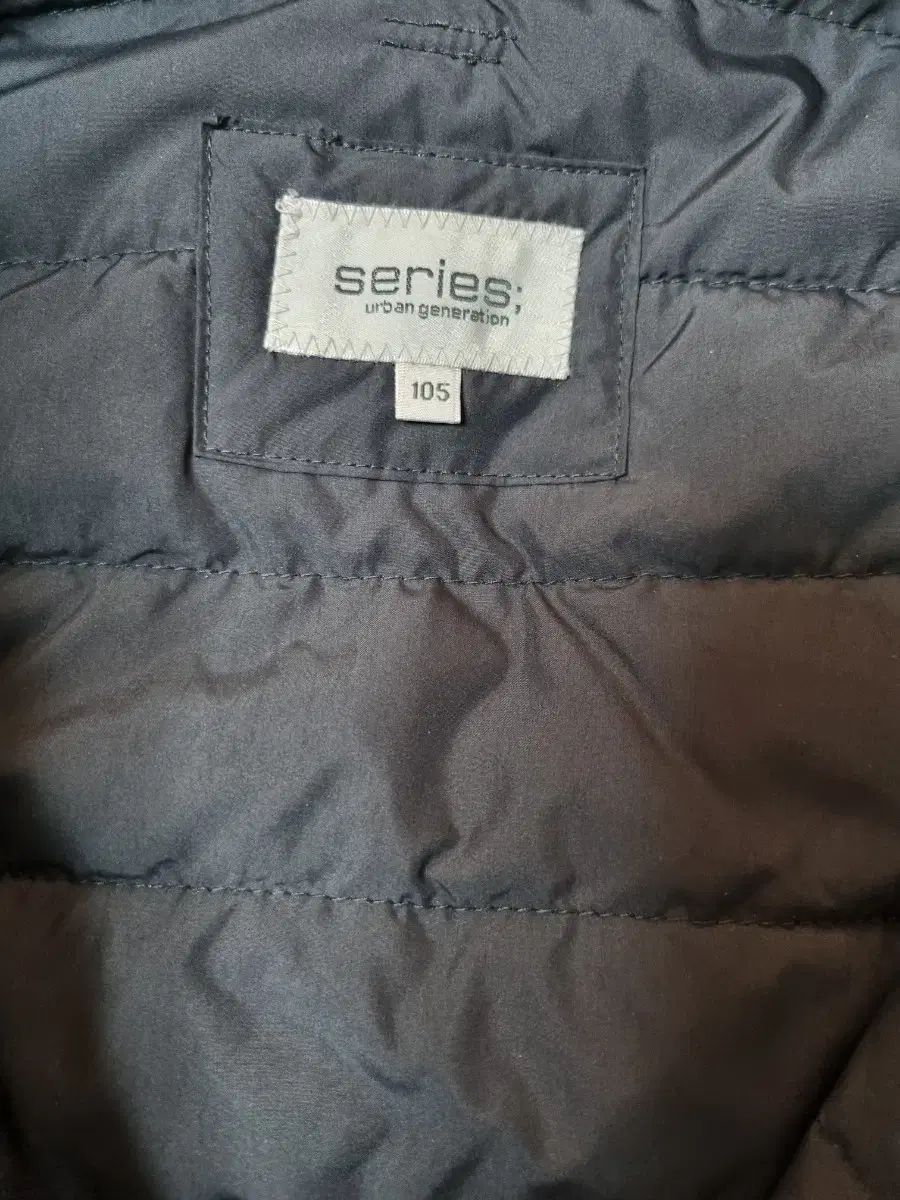 ブラック ダウン