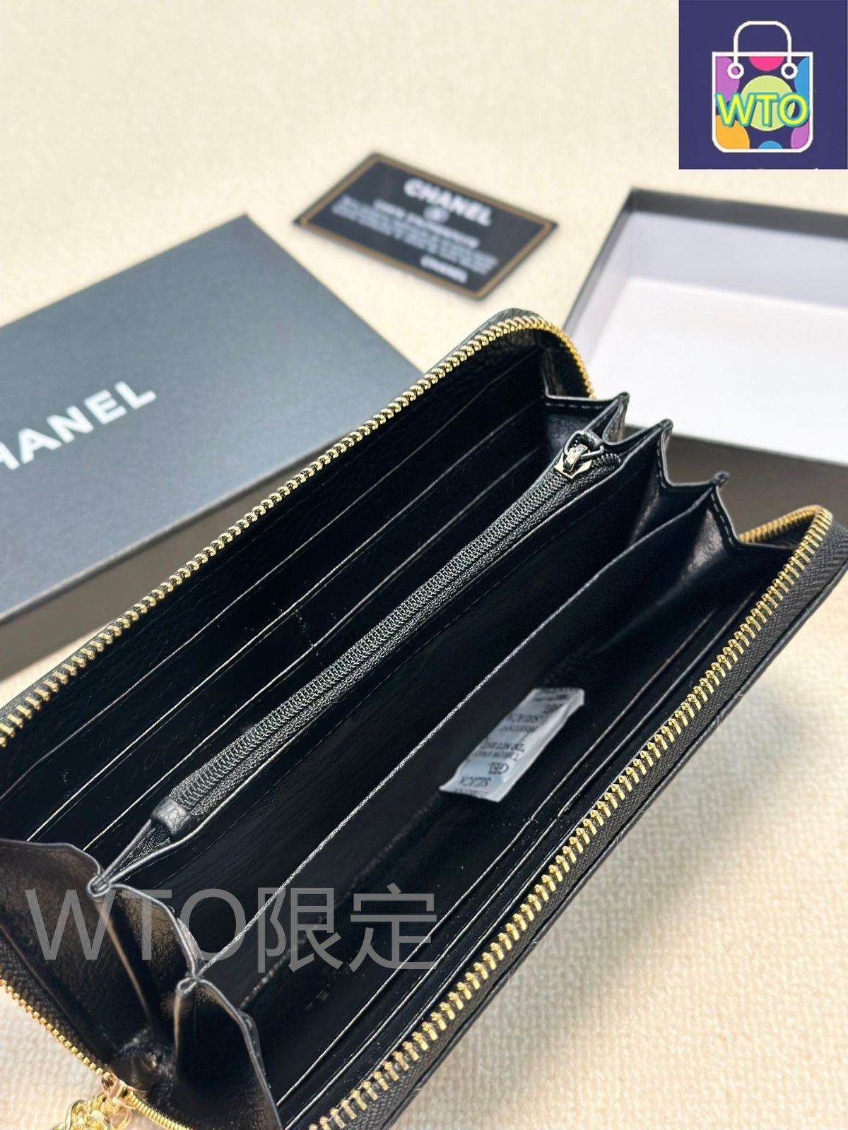 CHANEL シャネル　ヴィンテージ 　ウォレット CHANEL シャネル ヴィンテージ チェーンウォレット レア アイテム