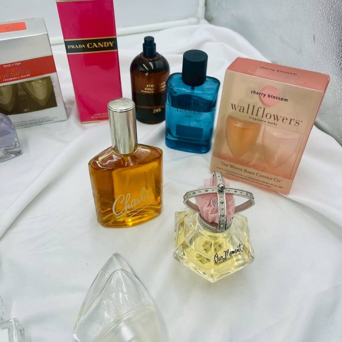 CHANEL & PRADA 香水セット CHANEL & PRADA 香水セット レ ゼクスクルジフ ドゥ シャネル」の