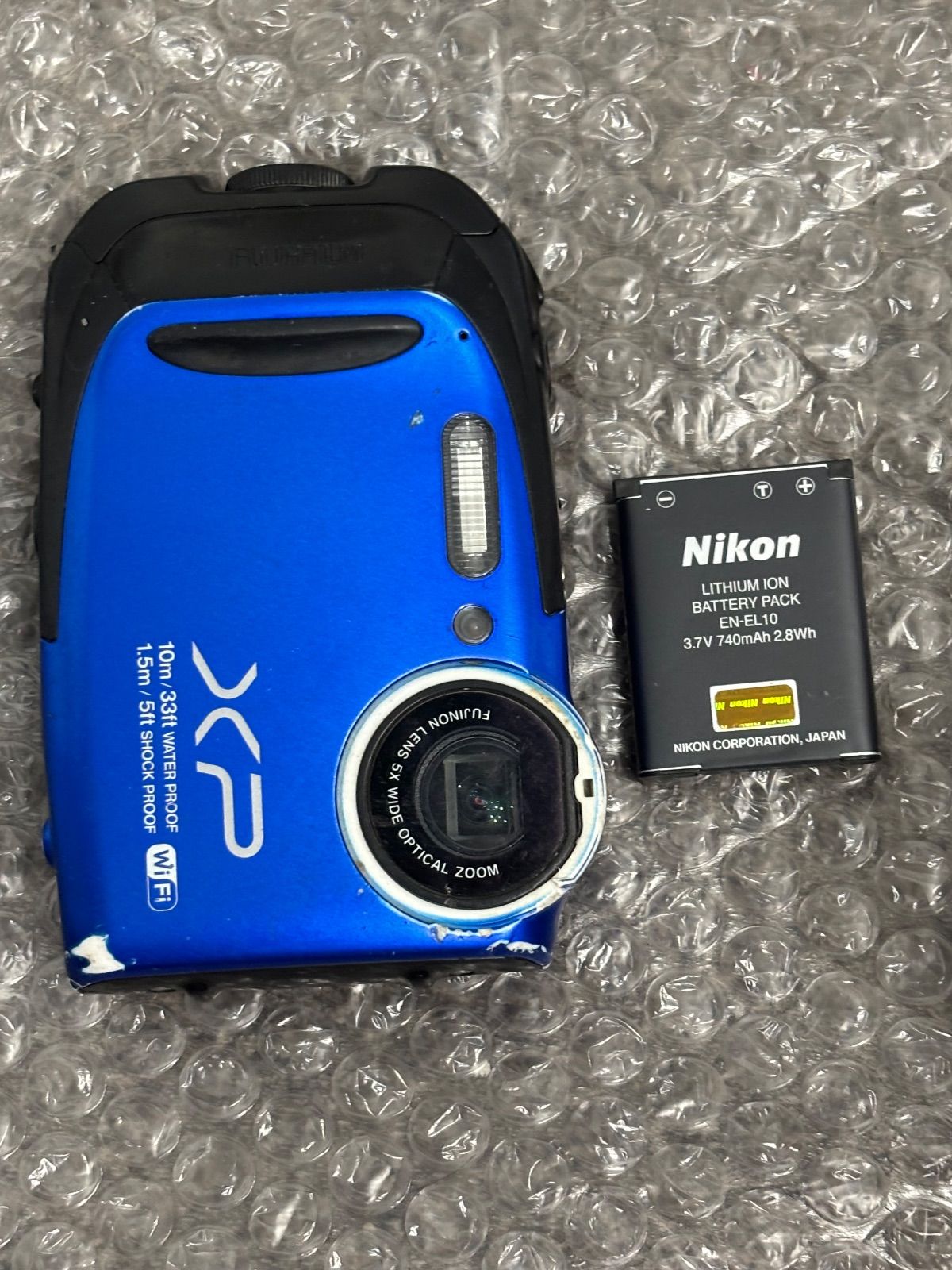 FUJI FILM FinePix XP70 デジカメ ほぼ新品 3811 Amazon.com : Fujifilm XP70 16 MP Digital Camera with 2.7