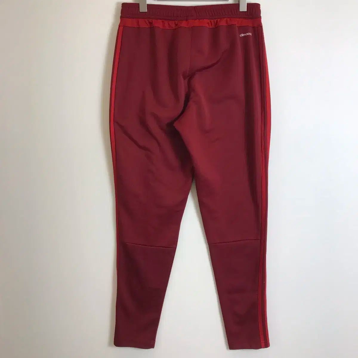 連休限定価格　新品　バイエルンミュンヘン　トラックパンツ　アディダス　Lサイズ adidas(アディダス) バイエルン・ミュンヘン トラックパンツ 30