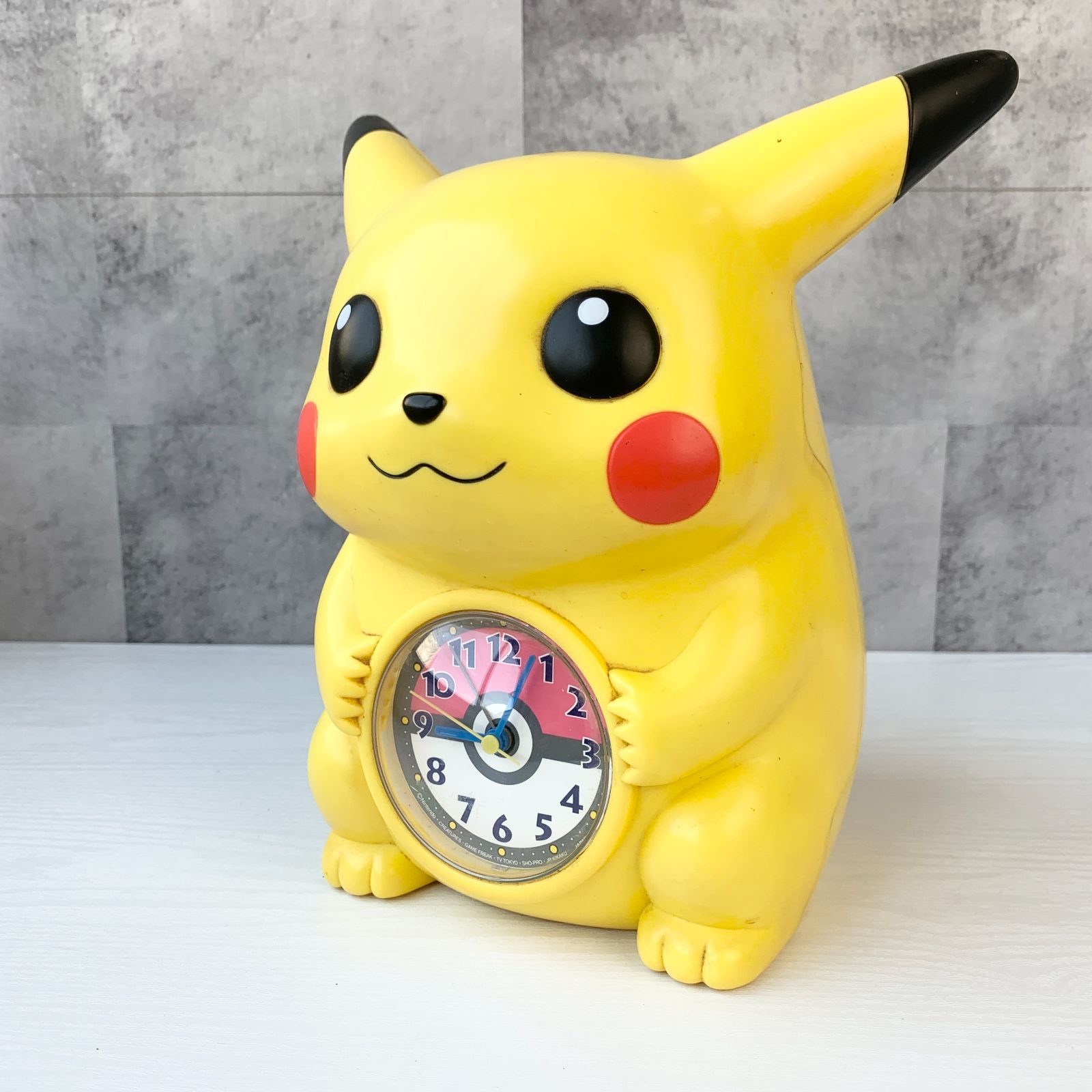 ポケットモンスター ピカチュウ 目覚まし時計 当時物 レトロ メロディー 希少 pokemon pikachu alarm clock monster ball - YouTube