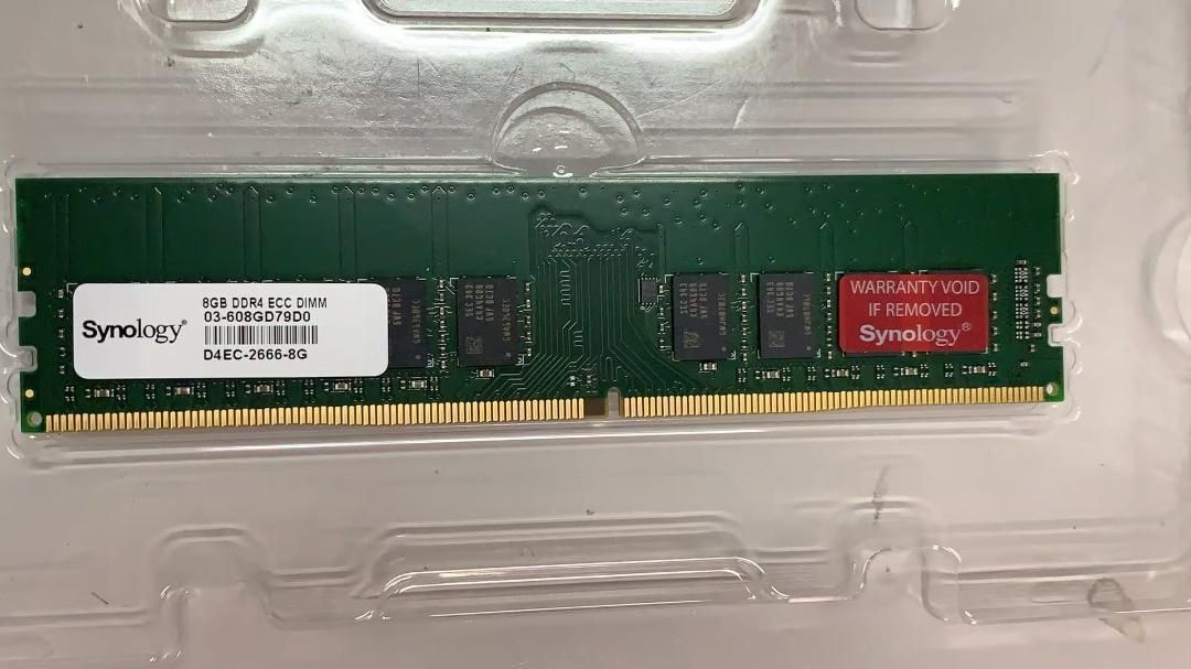 Synology D4EC-2666-8G Synology NAS 919512