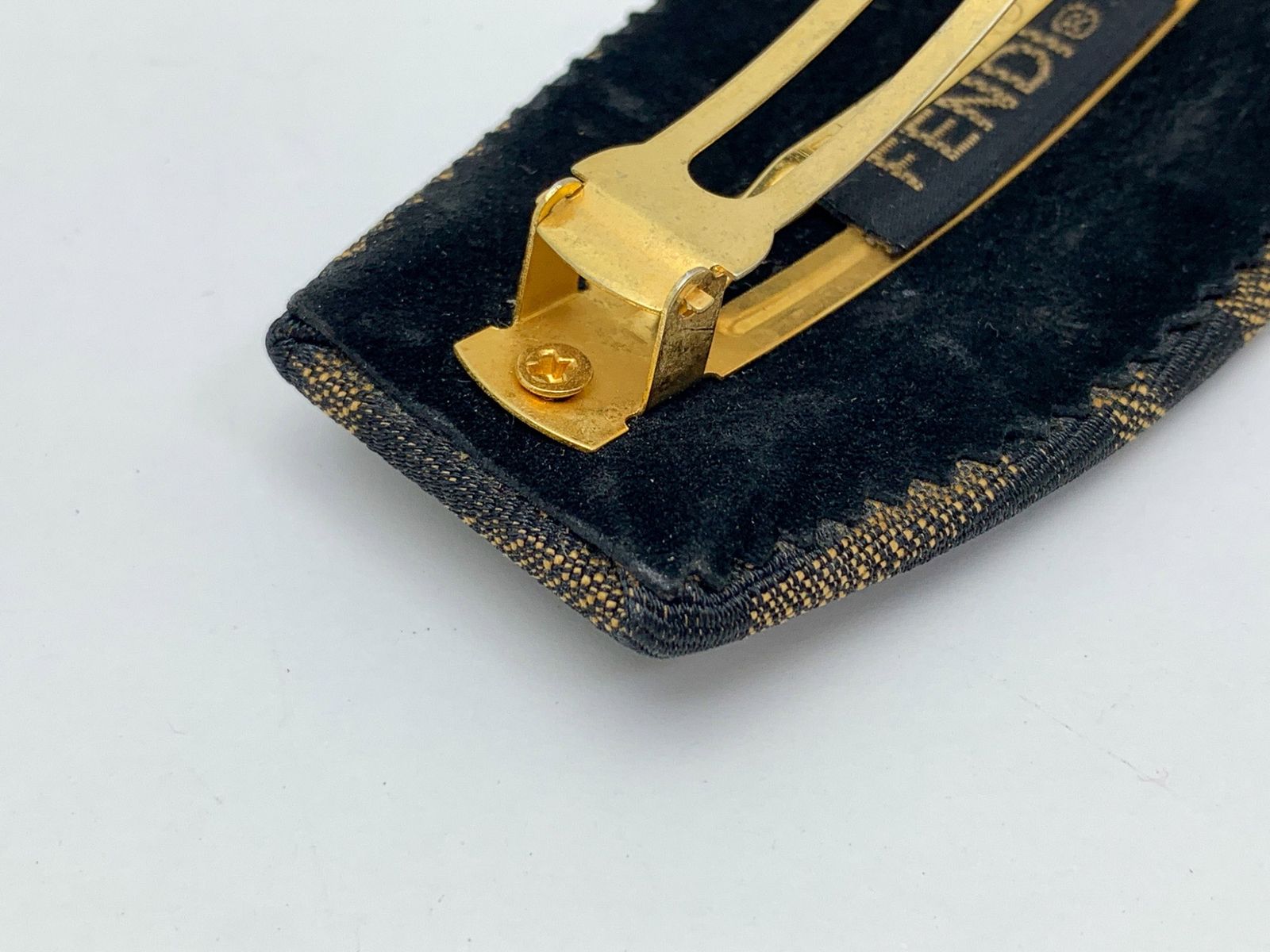 ★美品★【FENDI】フェンディ バレッタ ズッカ柄 ブラウン ヘアアクセサリー FENDI フェンディ ズッカ柄 ブラウン系 茶 バレッタ ヘア