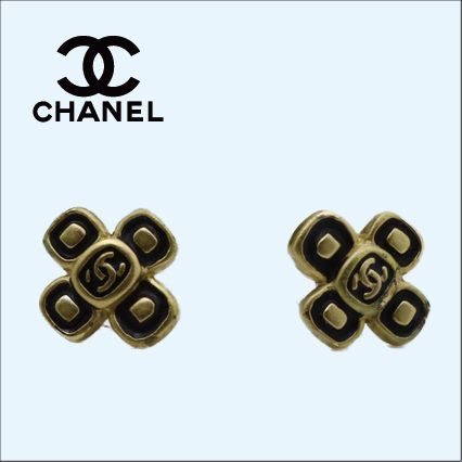 CHANEL シャネル クローバー ピアス ゴールド ブラック - メルカリ