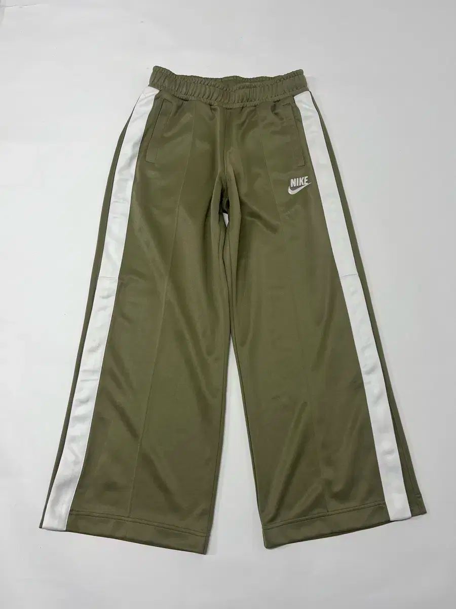ナイキ オリーブ ワイド トラックパンツ L