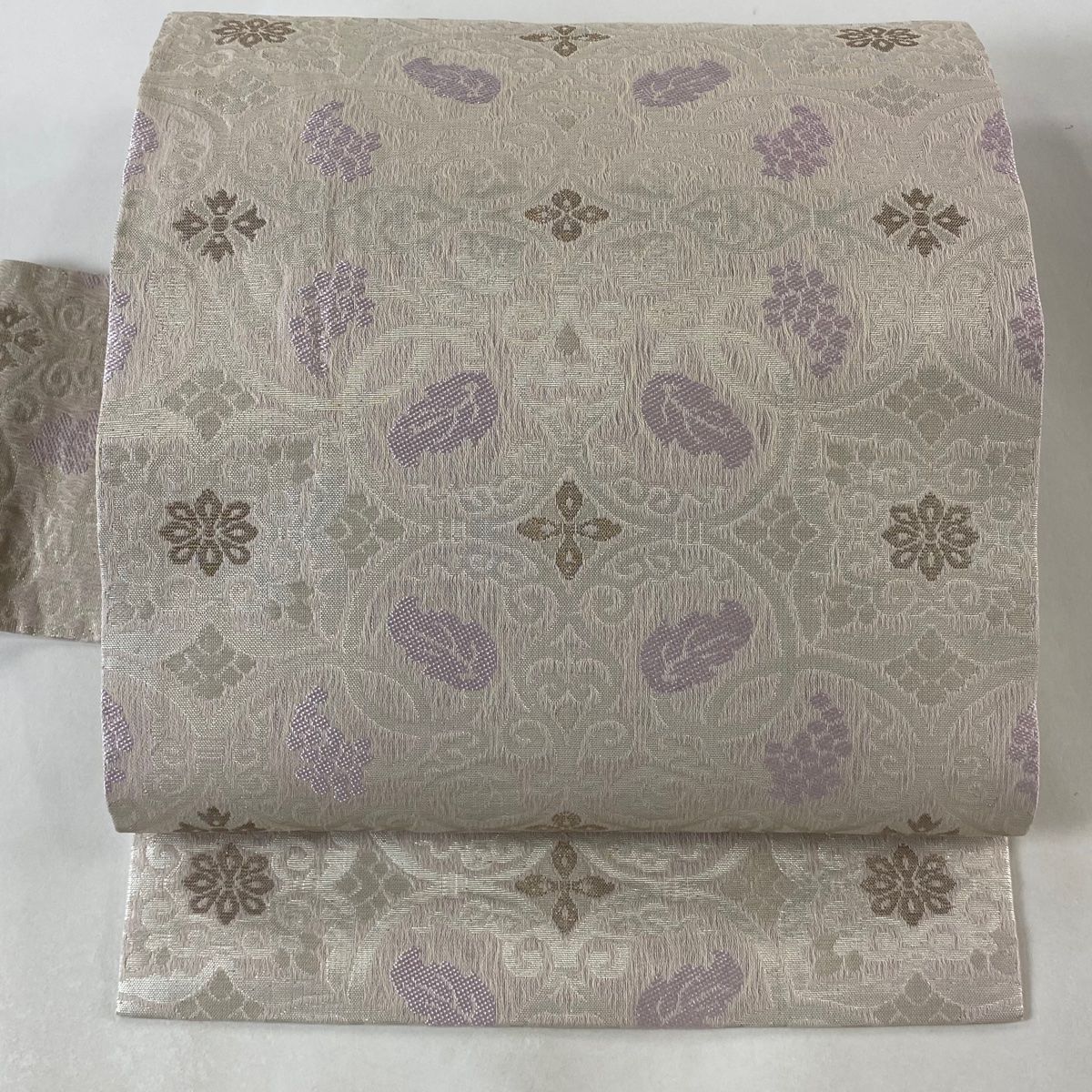 名古屋帯 美品 名品 葡萄唐草 華文 金糸 箔 薄紫 正絹 【中古