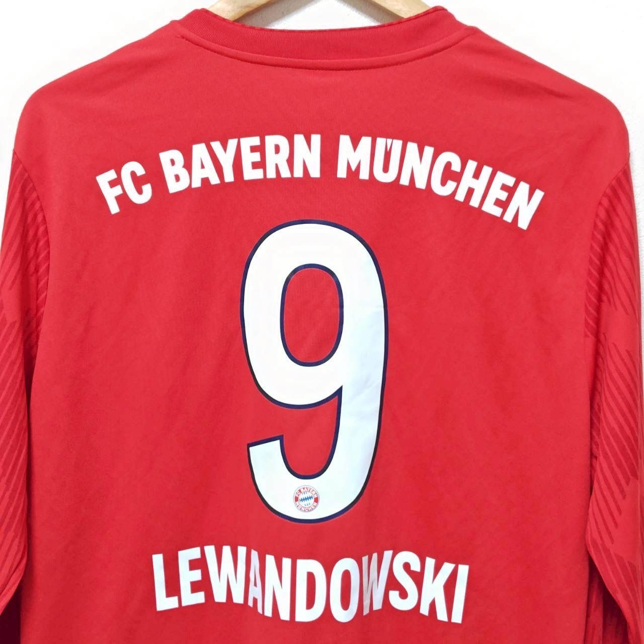バルセロナ LEWANDOWSKI 9番 長袖 シャツ バルセロナ LEWANDOWSKI 9番 長袖 シャツ FCバルセロナ LEWANDOWSKI 9