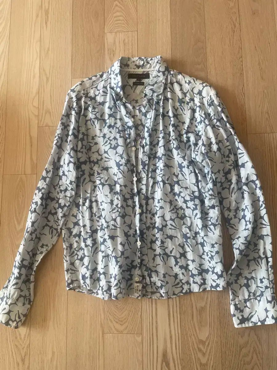 【雷市場（ポンジャン）商品韓国直送】 Tommy Hilfiger(トミーヒルフィガー) フラワーサウス ( M サイズ (新品、未使用品)