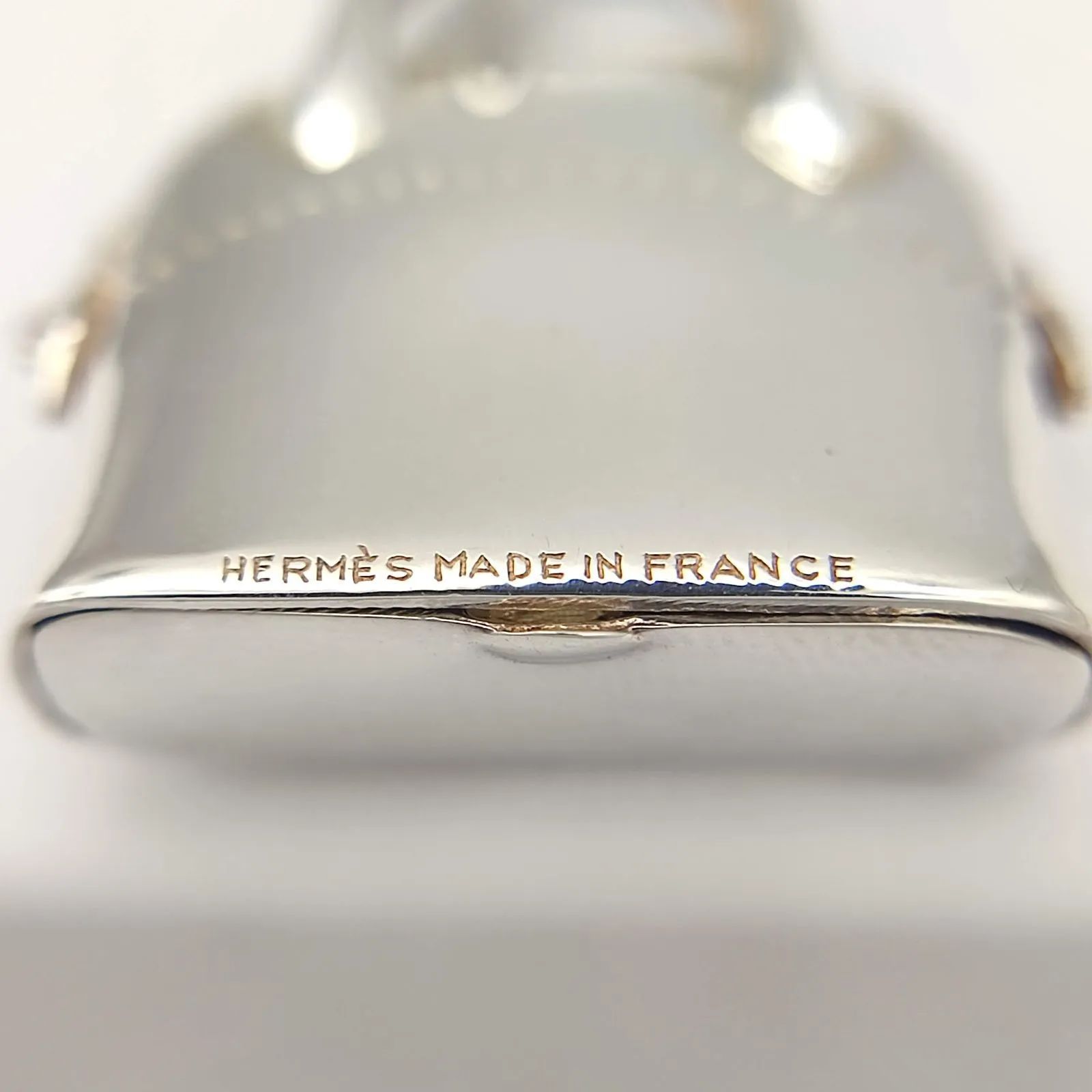 HERMESエルメスピルケース ボリードバッグモ チーフピルケースペンダント 楽天市場】エルメス ピルケース レディース ボリード バッグモチーフ