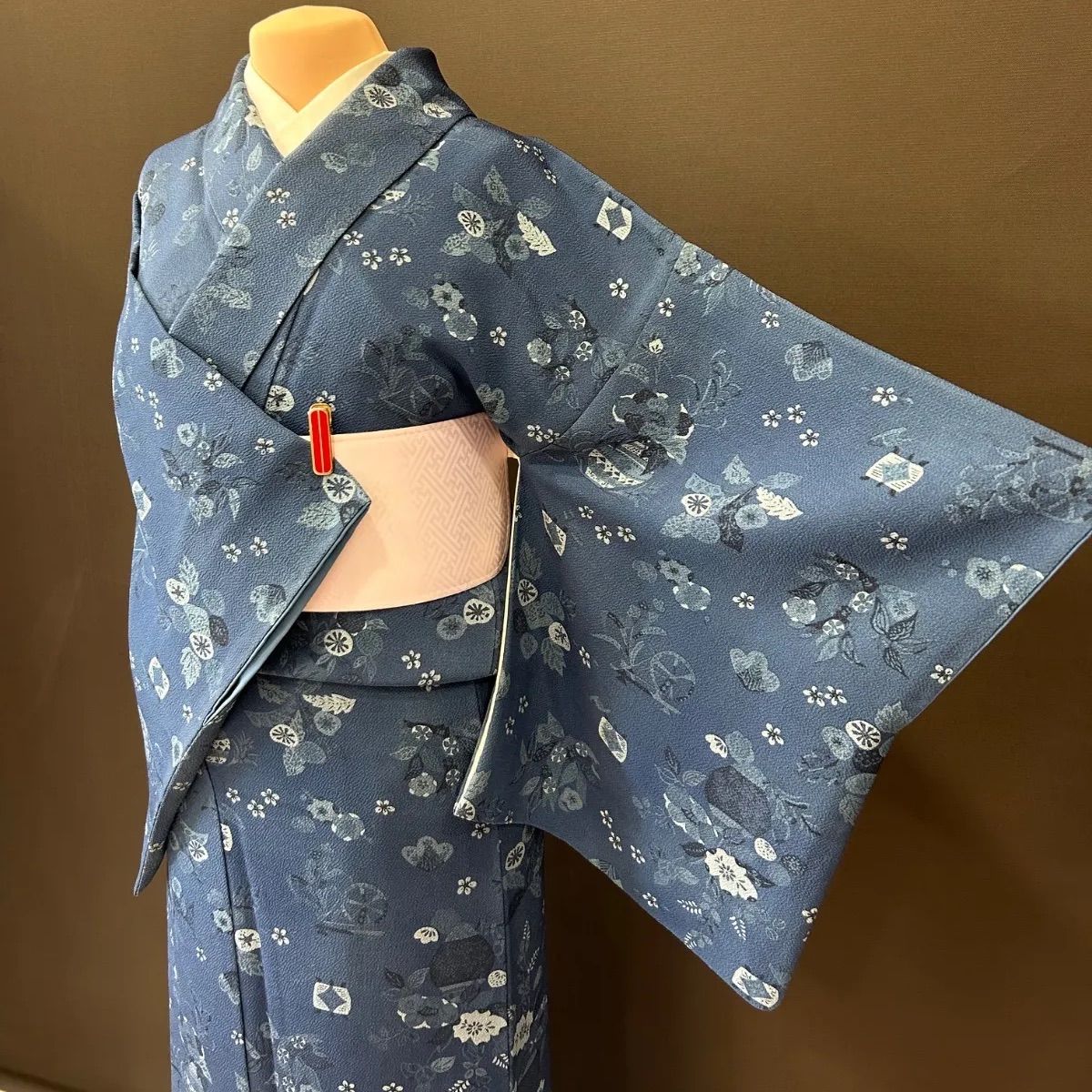 新品 高級 小紋 正絹 縮緬 ちりめん 型染め 袷 小紋 藍染 着物 着物 小紋 袷 藍染小紋 正絹 美品 ちりめん - メルカリ