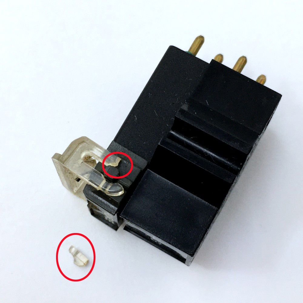 プラスチックに欠け