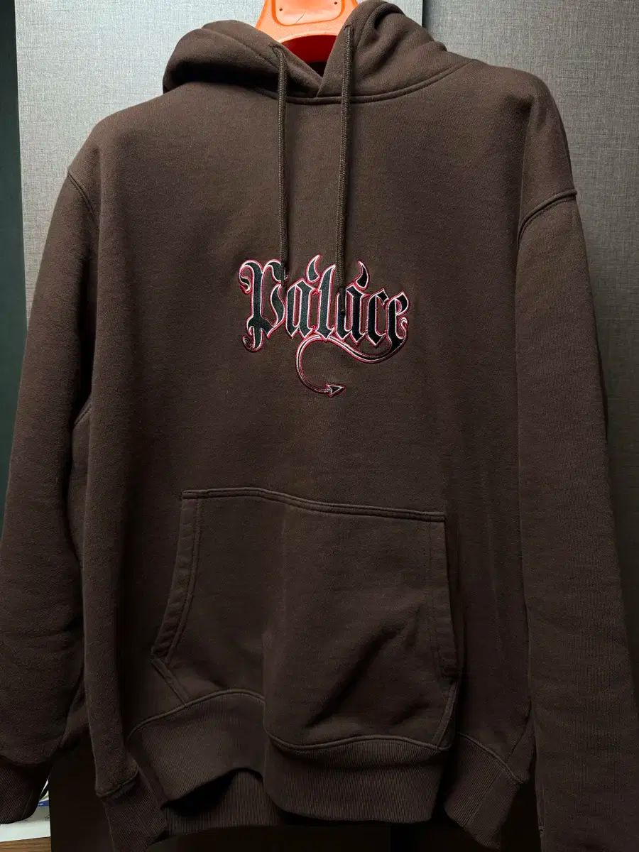 PALACE(パレス) リアクト トリパグ フード PALACE(パレス) リアクト トリパグ フード - メルカリ