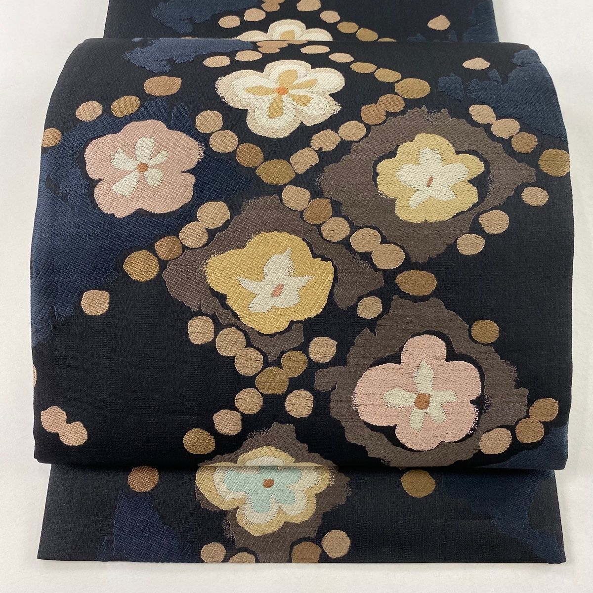 バイセル 着物 美品 名品 袋帯 黒 斜格子 金糸 全通 ますいわ屋 正絹 ☆☆☆☆ 袋帯 美品 名品 リバーシブル 斜め格子 金糸 墨色 全通 正絹