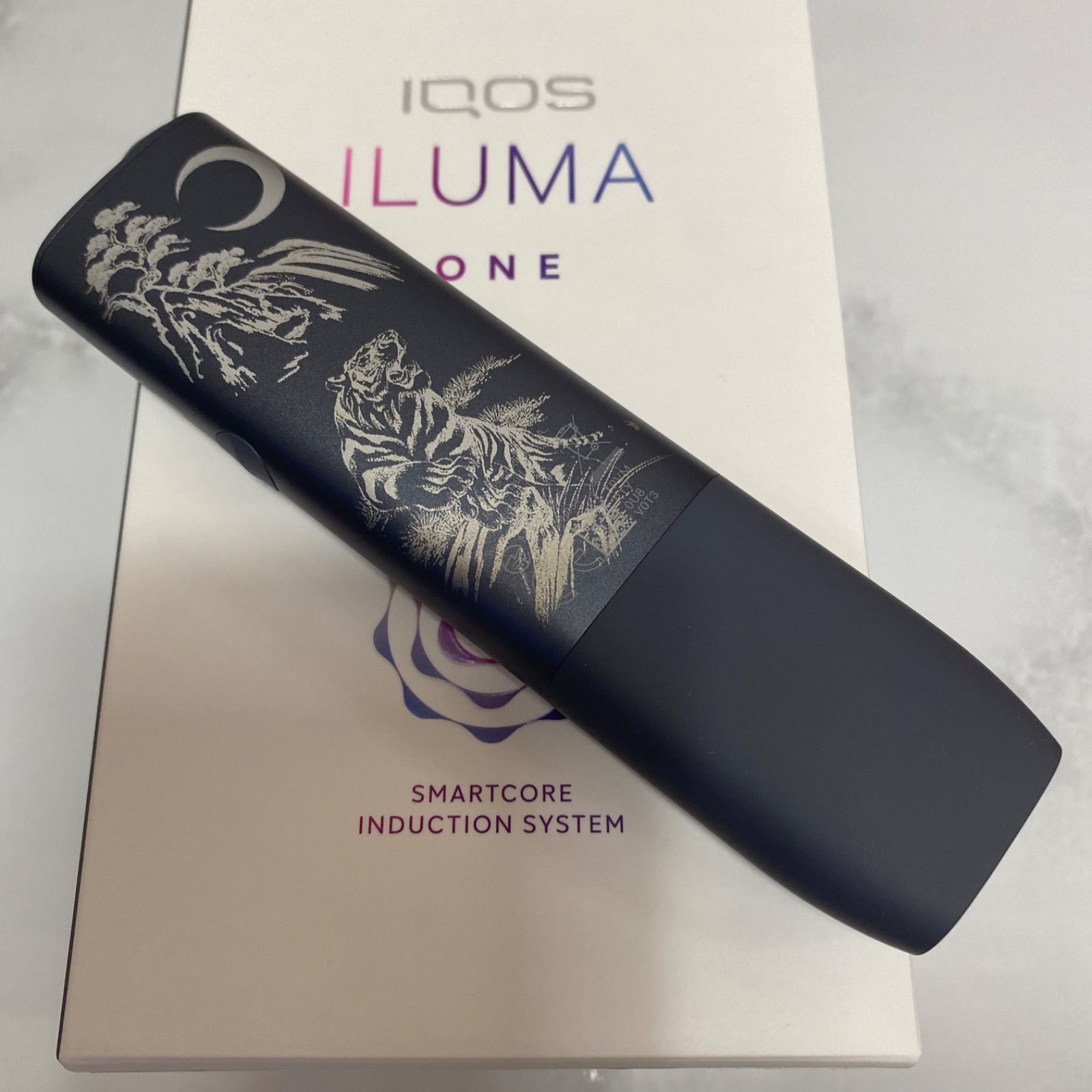 iQOS ILUMA ONE アイコス イルマ ワン 加工 虎 水墨画 グレー（iQOS 