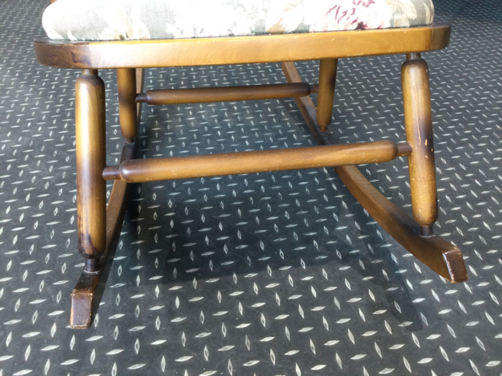 東洋ファニチャー ロッキングチェア レトロ ヴィンテージ お465 - メルカリ