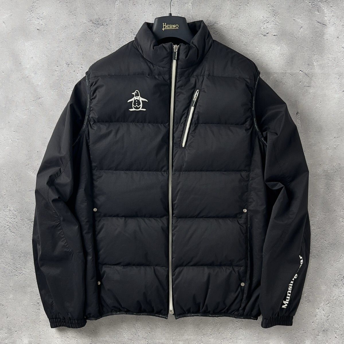 美品 Munsingwear マンシングウェア 快適 軽量 蓄熱 保温 ダウン ジャケット / メンズ LL / 黒 ブラック 人気 ゴルフウェア 防寒 アウター