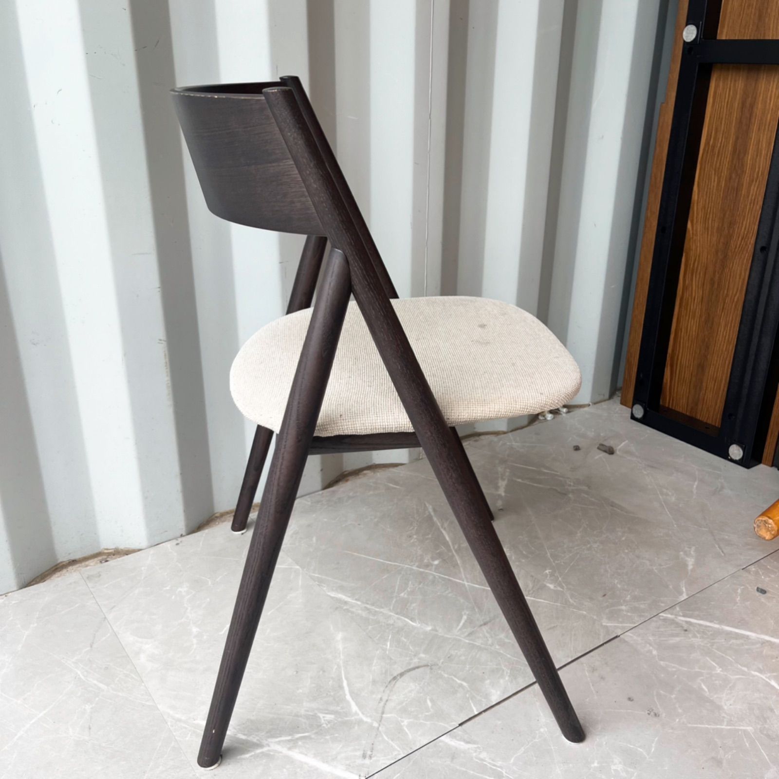 アルフレックス タンゴ TANGO 北欧モダンダイニングチェア MARWIL-DEMENAGEMENTS_CH