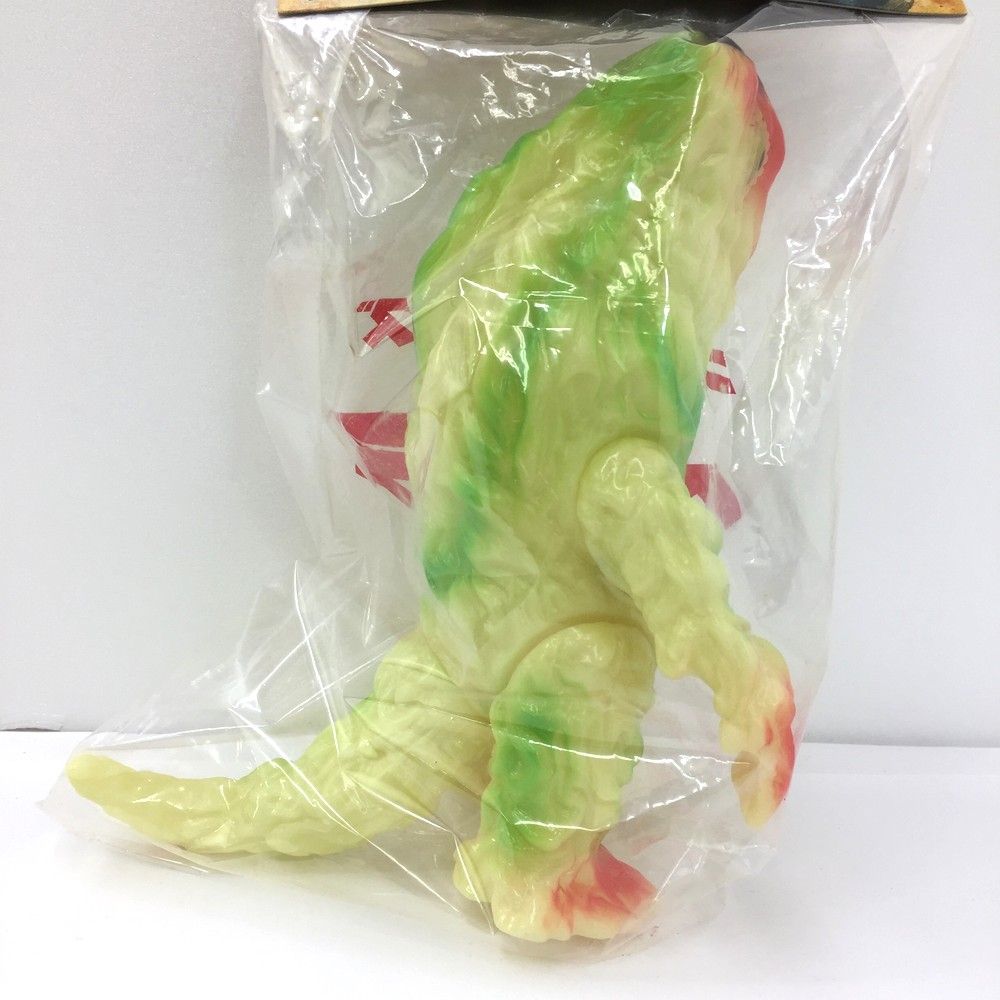 世紀の大怪獣
