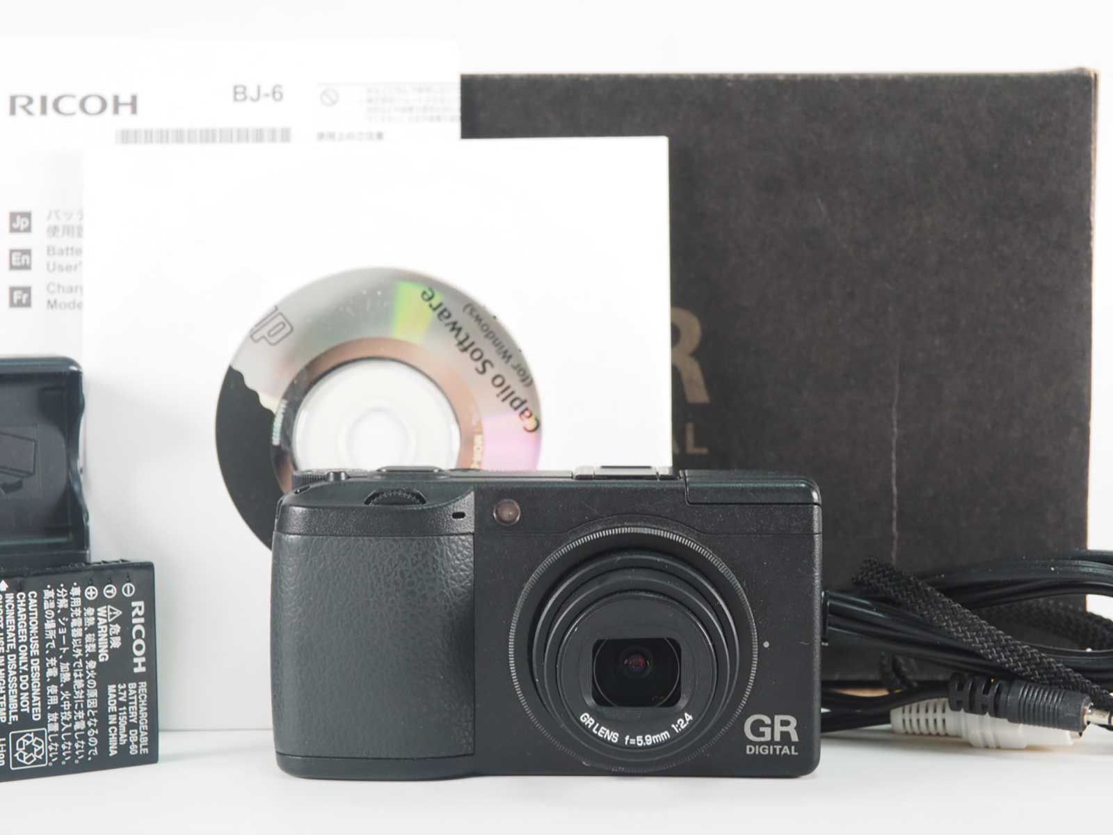 【美品】リコー RICOH GR DIGITAL II ≪ 元箱付き≫652 81FcKfmik0L._UF350,350_QL80_.jpg