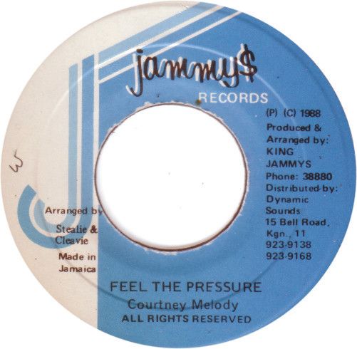 ジャマイカ7” Courtney Melody Feel The Pressure NONE Jammys